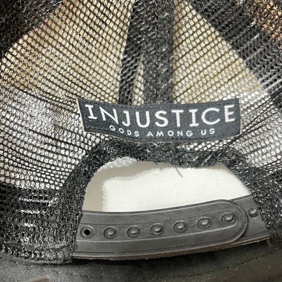Injustice Gods Among Us Hat NWT - Picture 5 of 6